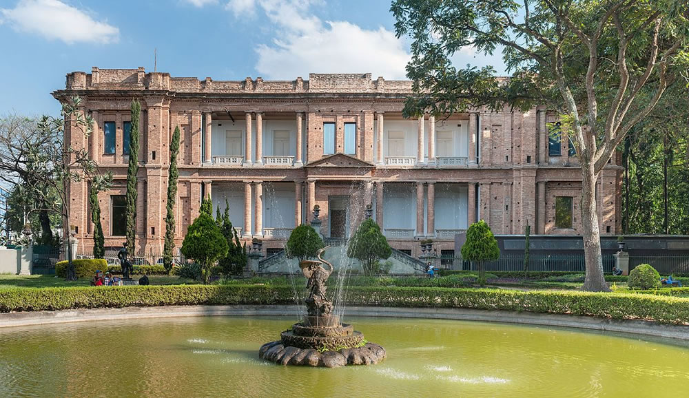 Pinacoteca_de_Sao_Paulo_Brazil