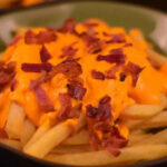 French Fries with Bacon and Cheddar - Stick or Rustic - (24H)